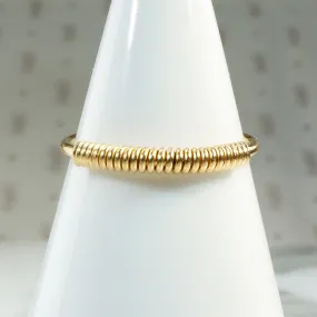 Fun 18k Yellow Gold Coil Ring